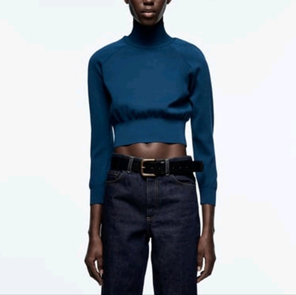 Zara Limited Edition Knit Mock Neck Top with Shoulder Pads - Picture 8 of 8
